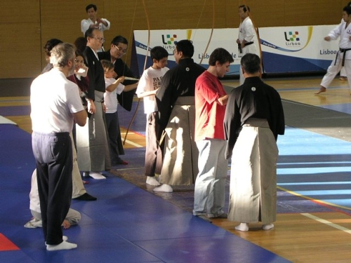 Demonstração de Kyudo integrada na semana do Japão em 2004, Pavilhão Casal Vistoso, Lisboa